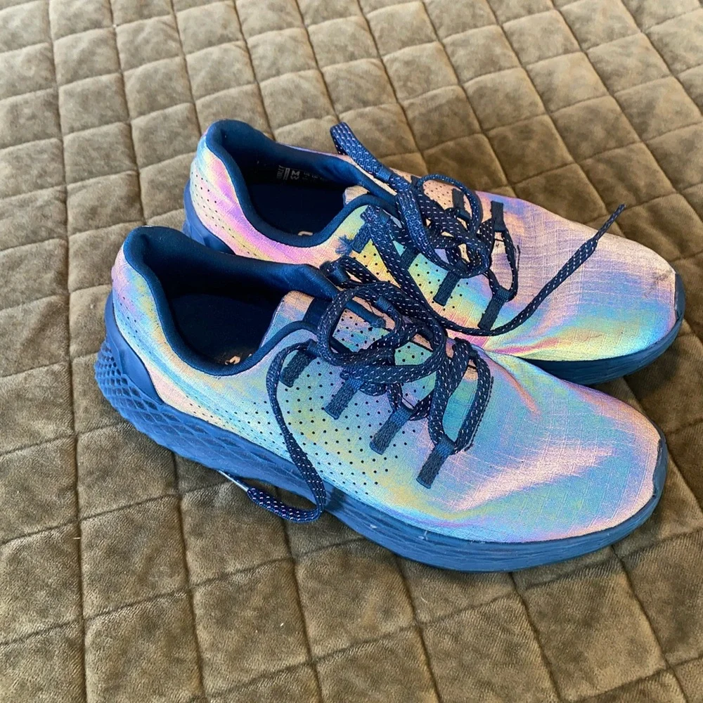 NOBULL Iridescent Sneaker - Picture 1 of 8